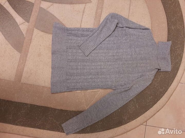 Кофта вязаная