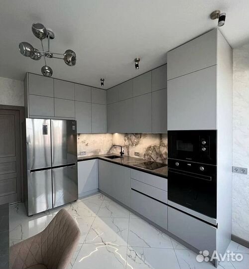 Кухня угловая стильная