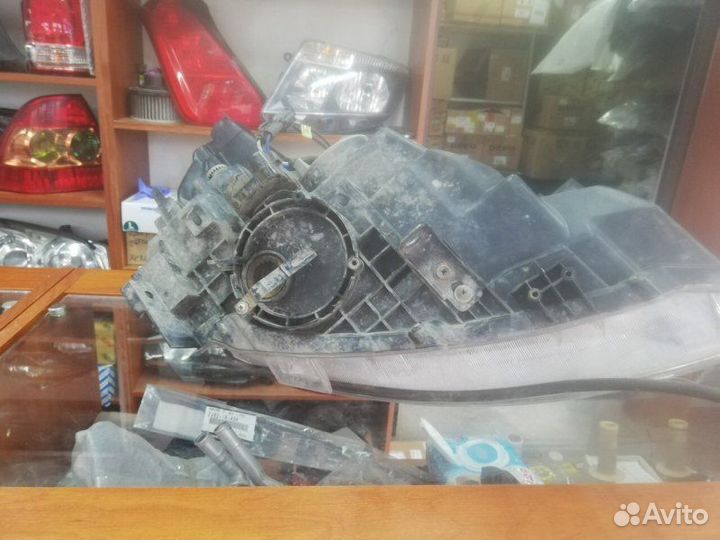 Фара Nissan Teana 2