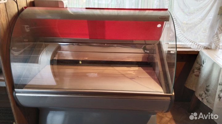 Холодильная витрина Тюльпан