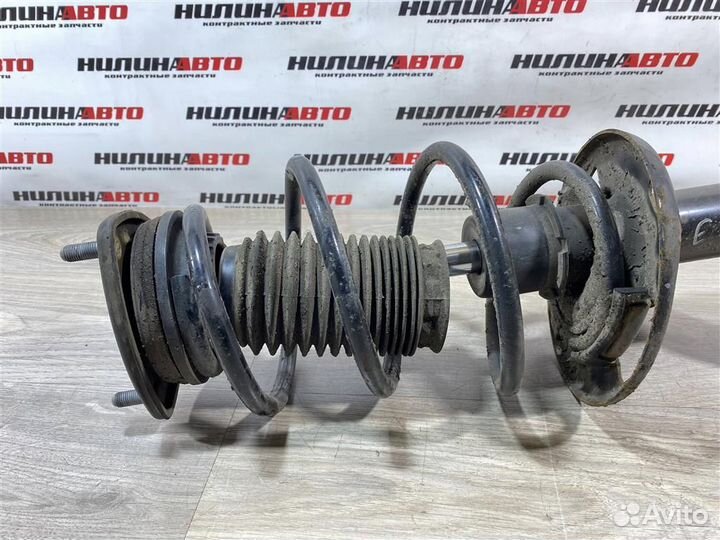 Амортизатор передний правый Мазда 3 bm бм