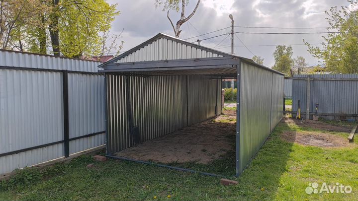 Гараж-пенал из металлопрофиля