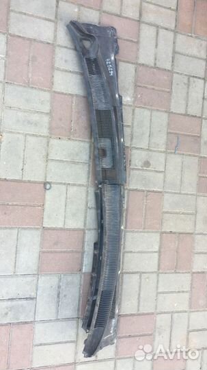 Дождевик Mazda 6 GG 2002-2007 жабо