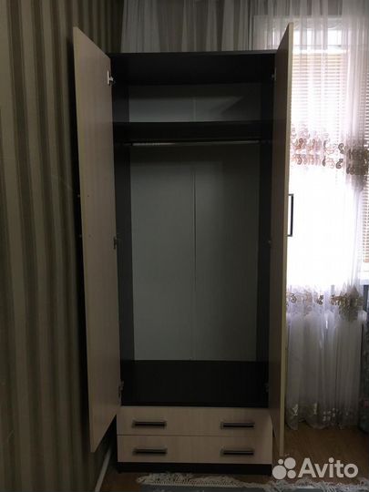 Компьютерный стол и шкаф