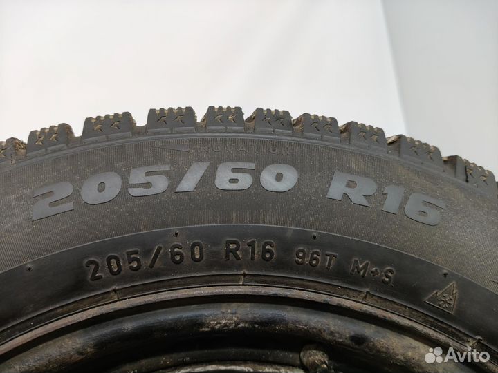 Pirelli Formula Ice 205/60 R16