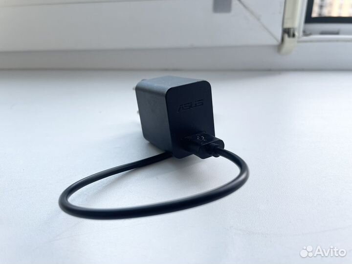 Планшет asus fonepad 8 K016