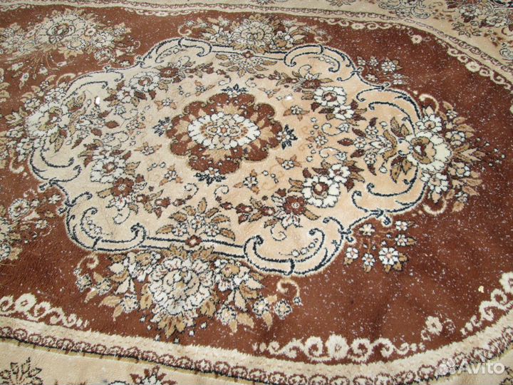 Ковер напольный. Шерсть. 2 на 5