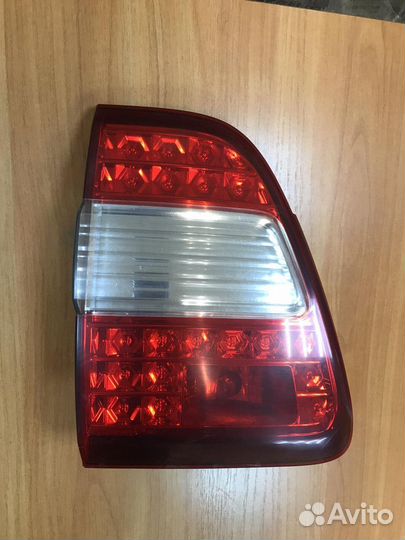 Фонарь левый диодный Toyota Land Cruiser 100