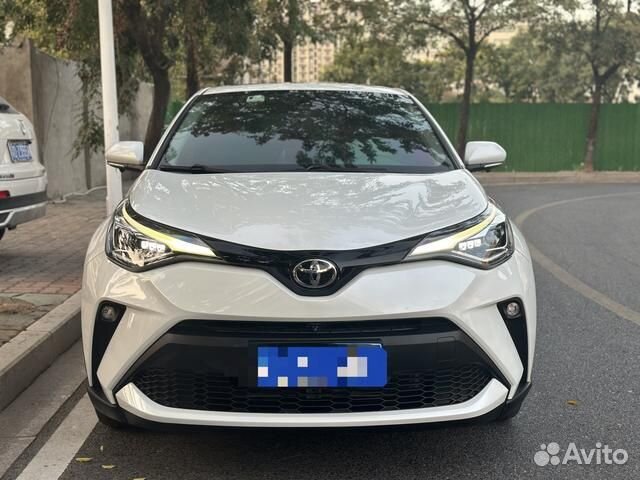 Toyota C-HR 2.0 CVT, 2021, 37 000 км