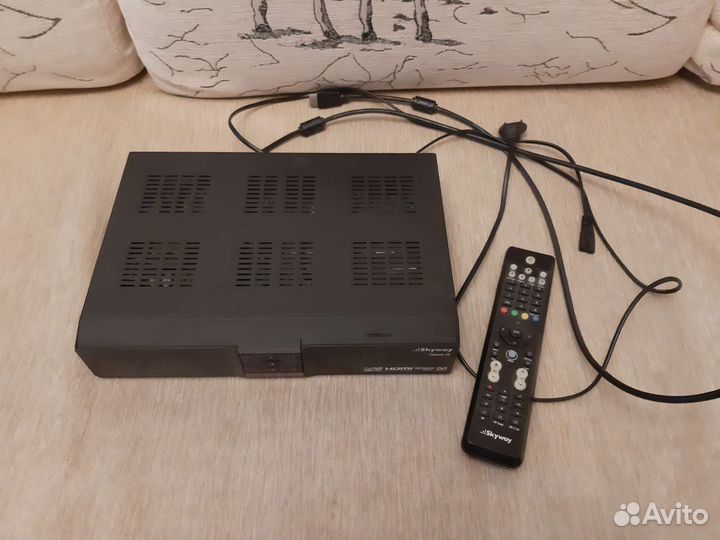 Спутниковый ресивер Skyway Classic 2