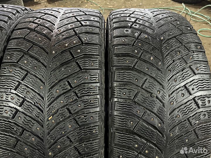 Michelin X-Ice North 4 225/45 R18 95T