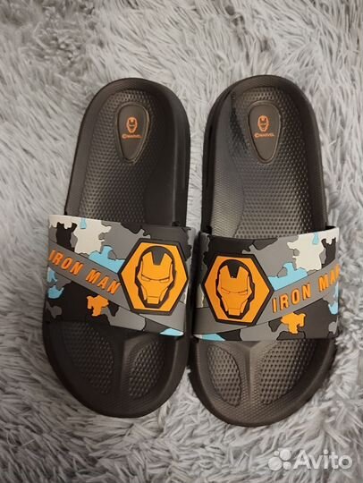 Шлепанцы на мальчика 35