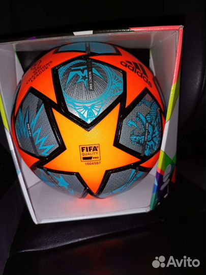 Футбольный мяч adidas зимний лига чемпионов Pro