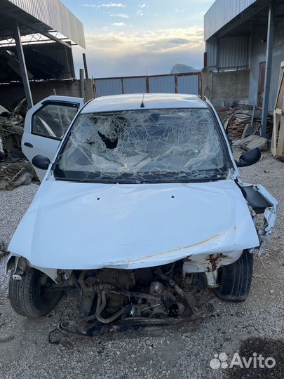 Renault logan в разборе