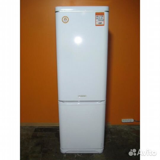 Холодильник б/у Hotpoint Ariston Ноу Фрост