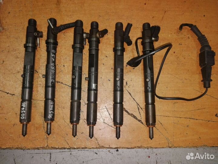 Форсунки Ауди А6 С5 / Ауди А4 В5 / Пассат В5 2,5