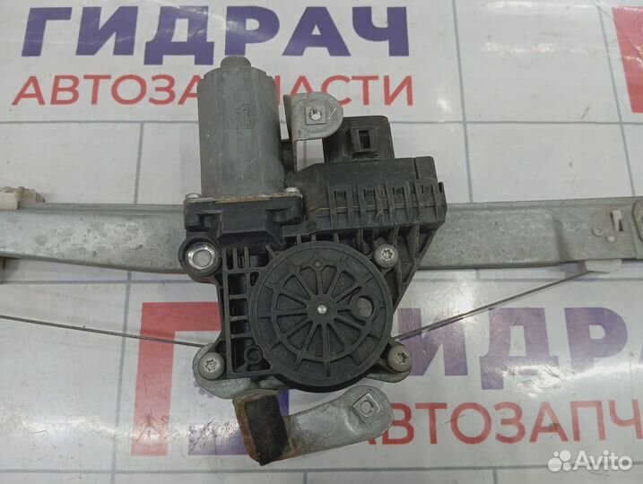 Стеклоподъемник электрический задний правый Ford Mondeo 3 (B4Y) 1320872