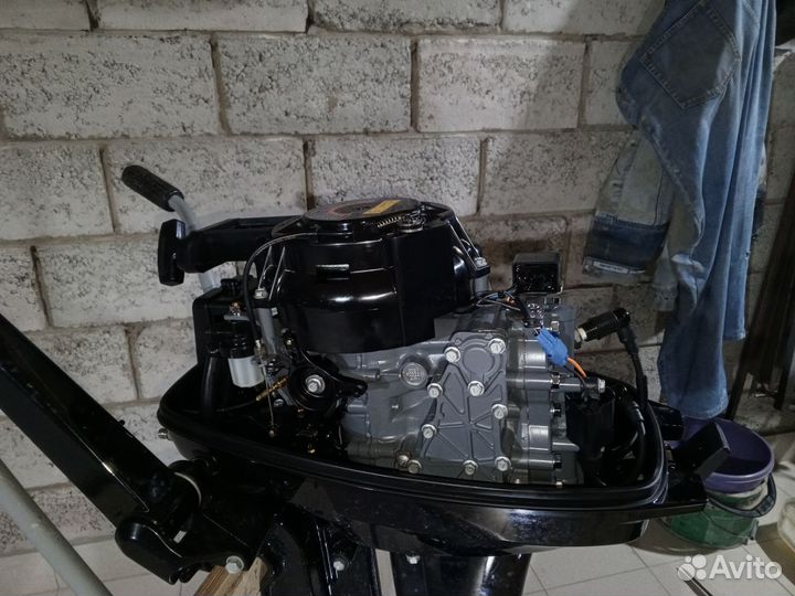 Лодочный мотор Suzuki 9.9AS