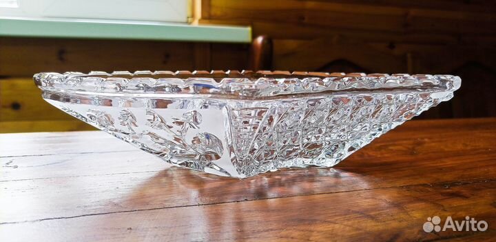 Хрустальный салатник новый в подарочной упаковке