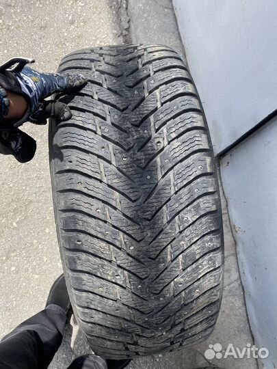 Nokian Tyres Hakkapeliitta 8 SUV 285/60 R18 116T