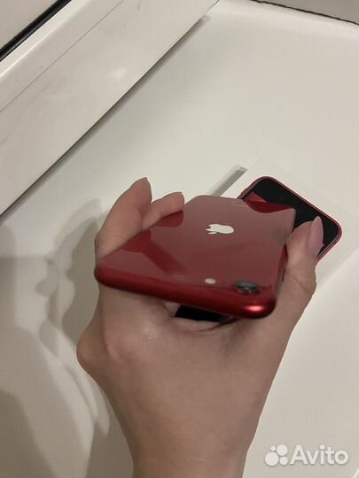 iPhone SE (2020), 128 ГБ