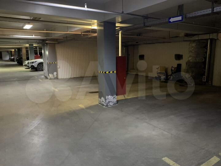 Машиноместо, 20 м²