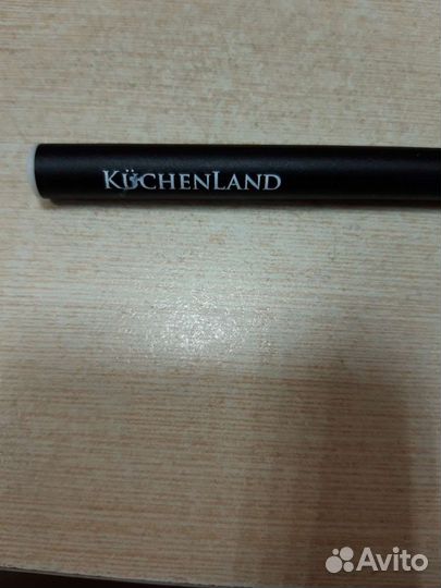 Фломастеры 4шт,рисуют на стекле,новые