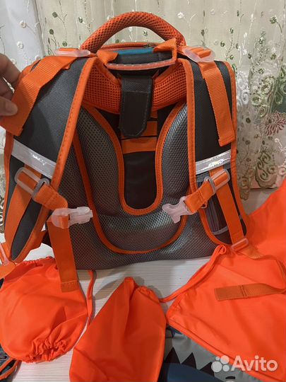 Рюкзак школьный ранец ортопедический новый
