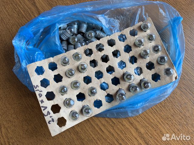 Лампочки 2,5 вольт СССР