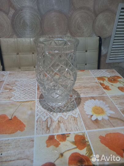 Ваза хрустальная