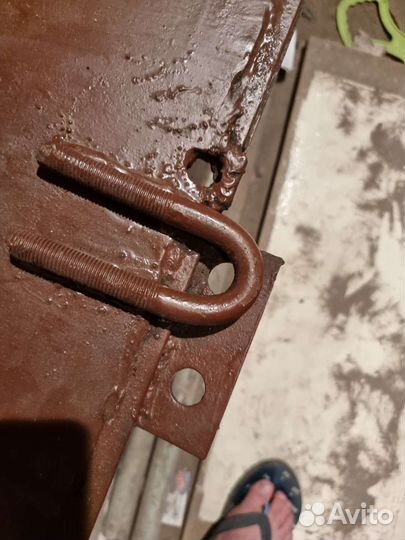 Ящик металлический. сейф