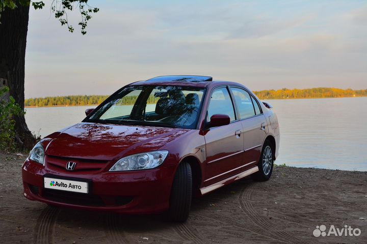 Honda Civic 1.6 AT, 2004, 296 100 км