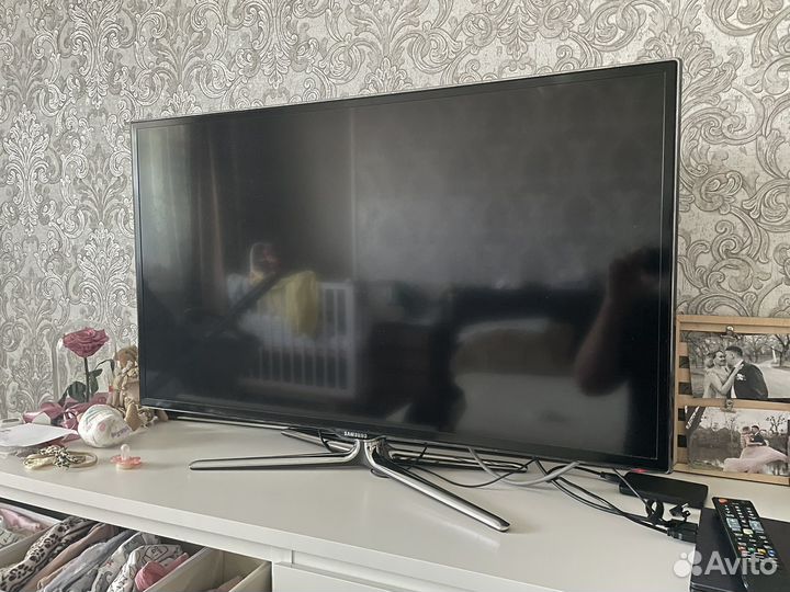 Телевизор LED Samsung 3D тонкий экран