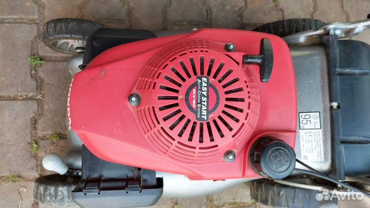 Газонокосилка бензиновая самоходная