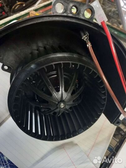 Мотор отопителя салона Опель Зафира