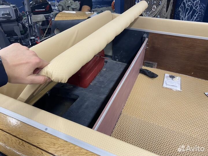 Катер без капитана (без прав гимс)