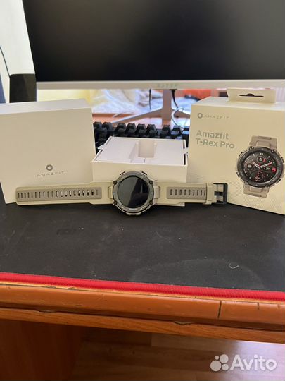 Умные часы amazfit T-rex pro