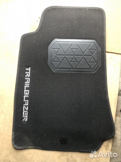 Автомобильные коврики ворс TrailBlazer