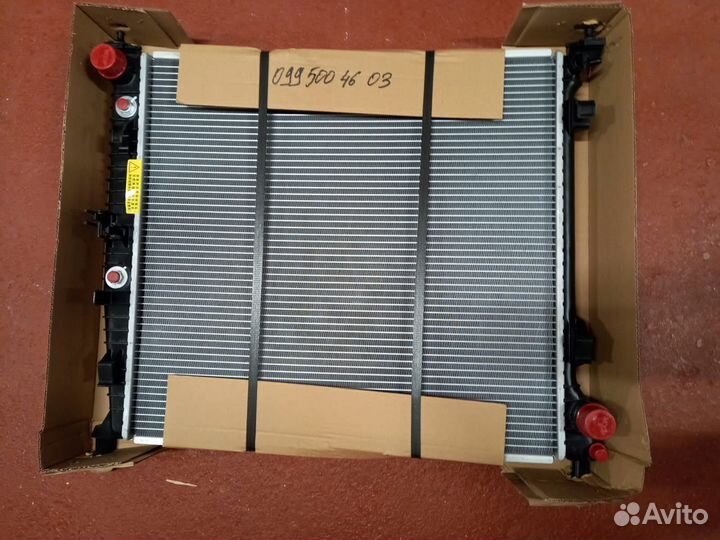 Радиатор охлаждения на Mercedes w166 x166 c292