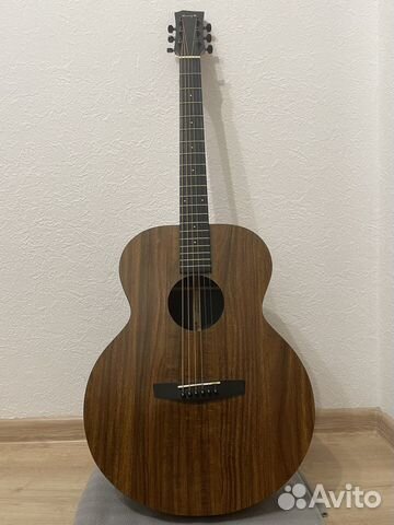 Акустическая гитара