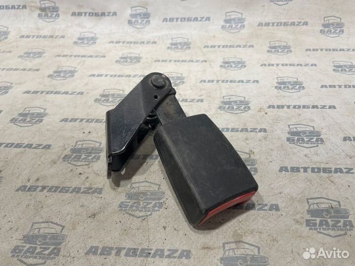 Замок ремня безопасности задний правый Bmw