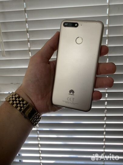 Телефон huawei Y6 Prime