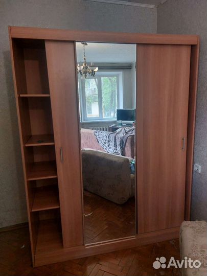 Ремонт шкафов купе, замена роликов, зеркал