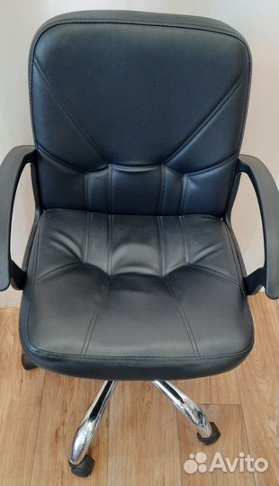 Компьютерное кресло