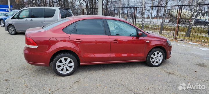 Volkswagen Polo 1.6 AT, 2013, 164 700 км