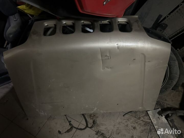 Suzuki jimny капот