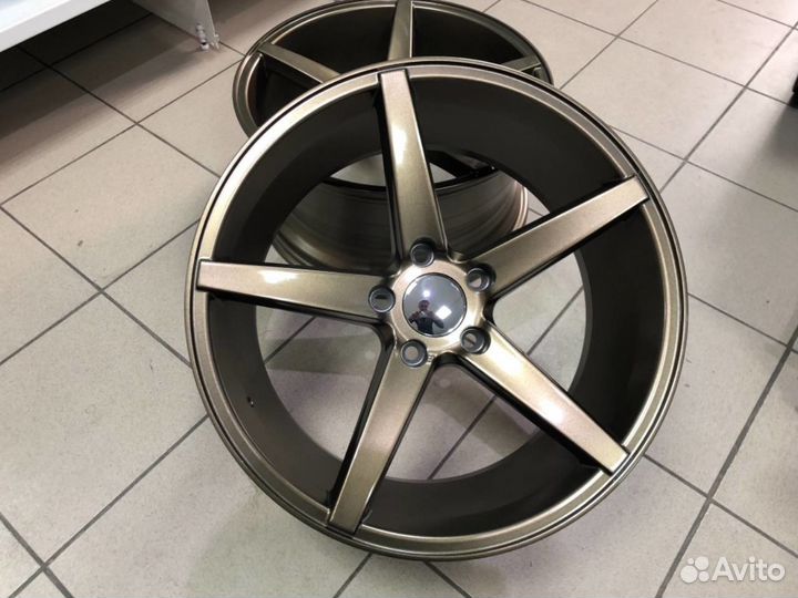 Vossen VPS-303 R18 5*114.3 Бронза