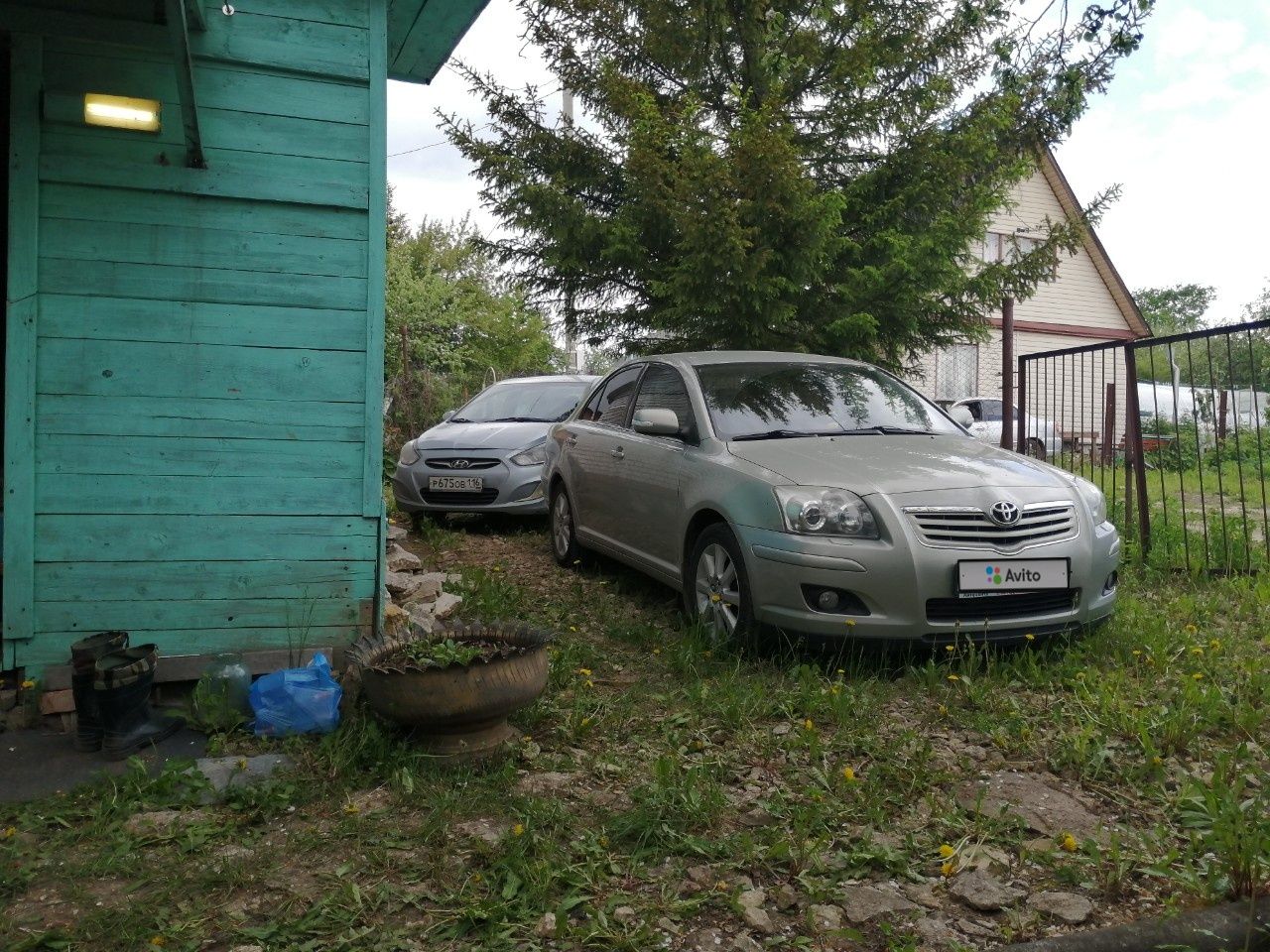 Toyota Avensis: фото владельца
