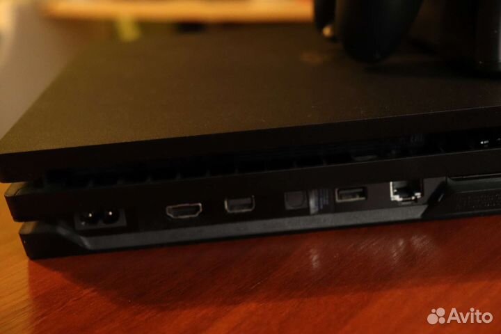 Sony playstation 4 pro 1tb