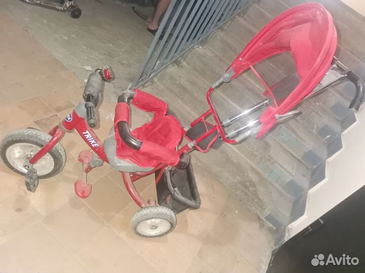 Трехколесный велосипед